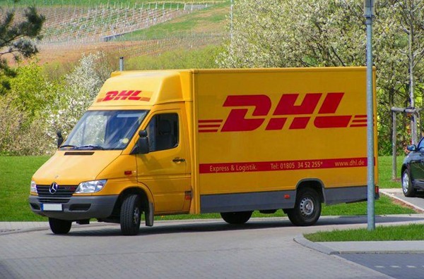 提供：深圳到（英國）國際快遞 國際空運，DHL,FEDEX,UPS,一級代理，超低價，可月結